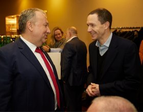 Lucie Urválková, místopředsedkyně představenstva a finanční ředitelka UNIQA Group (87)